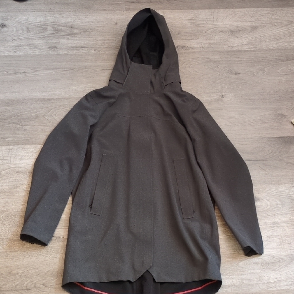 North Face Goretex Jacket, L